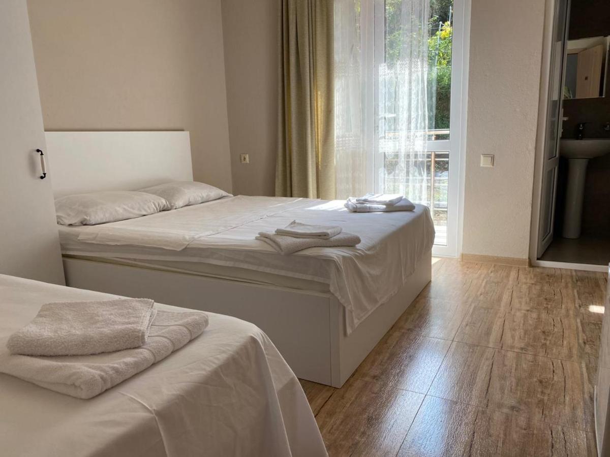 Nira Hotel Gonio Eksteriør billede